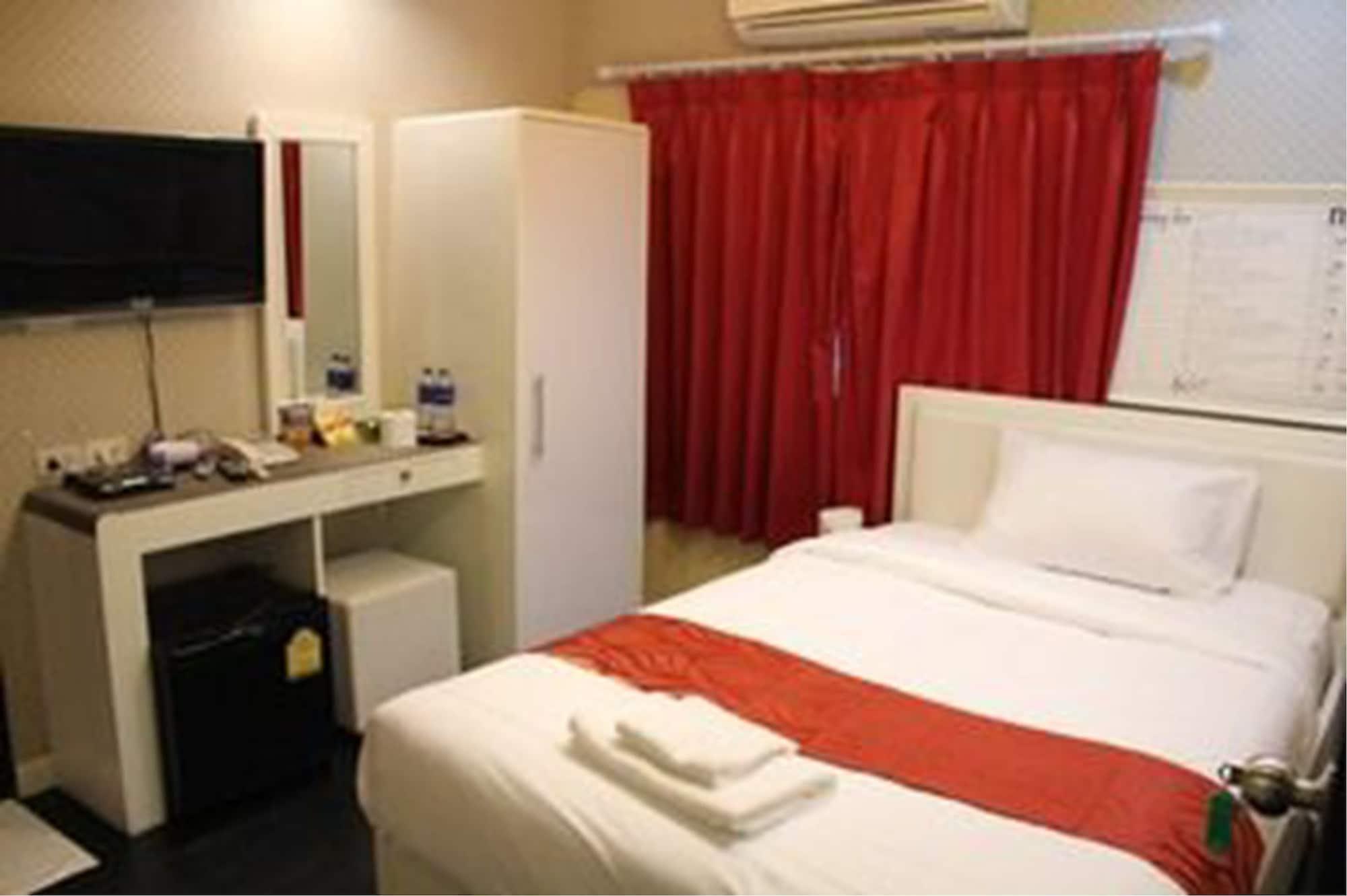 Hotel V30 Sukhumvit Bangkok Esterno foto