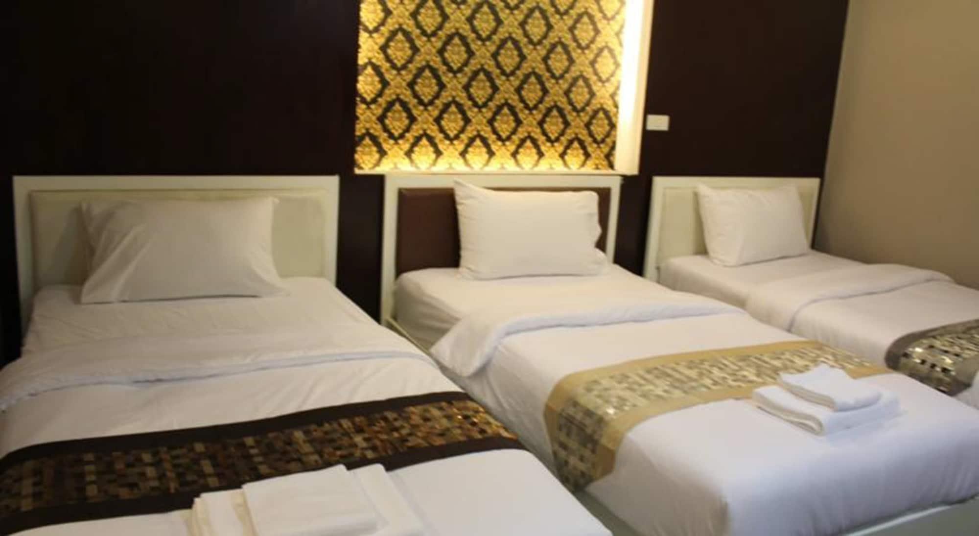 Hotel V30 Sukhumvit Bangkok Esterno foto