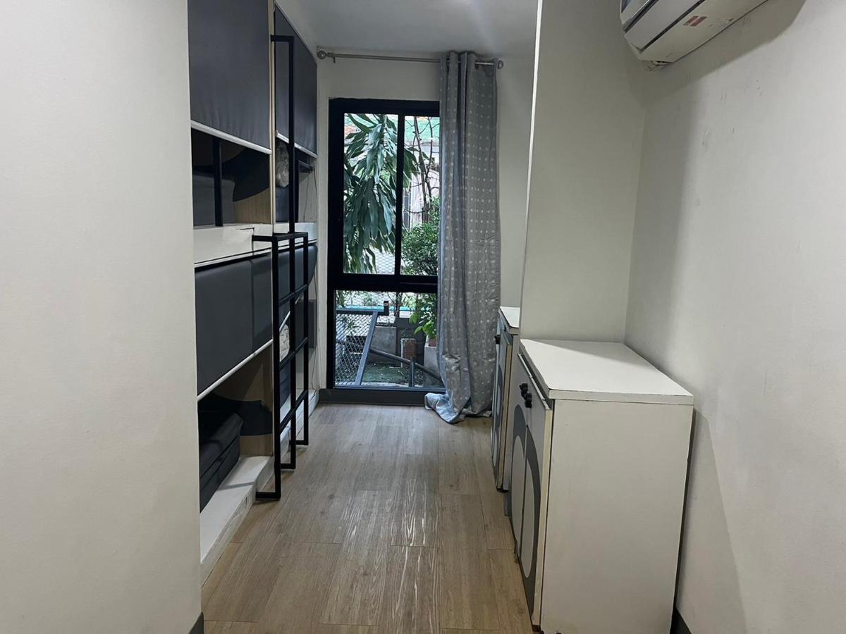 Hotel V30 Sukhumvit Bangkok Esterno foto