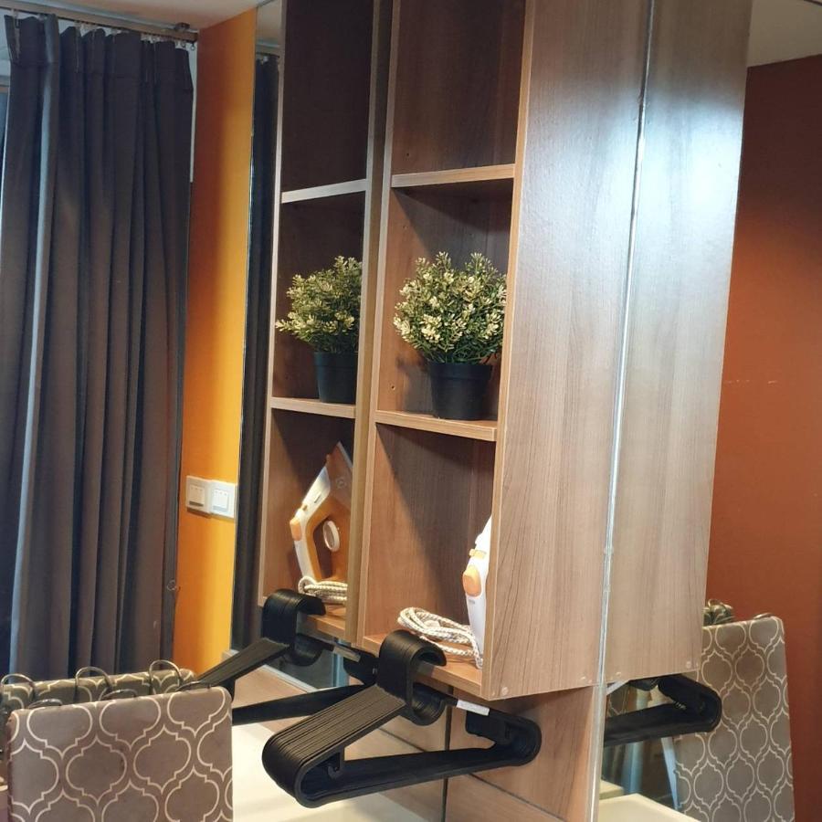 Hotel V30 Sukhumvit Bangkok Esterno foto
